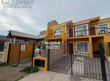 Departamento · 33m² · 2 Ambientes · Departamento en Alquiler de 1 Dormitorio en Primer Piso (Por Escaleras) Puerto Madryn