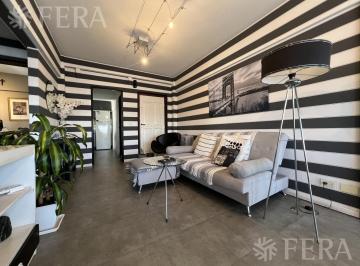 Departamento · 54m² · 3 Ambientes · 1 Cochera · Venta Departamento de 3 Ambientes con Balcón en Sarandi