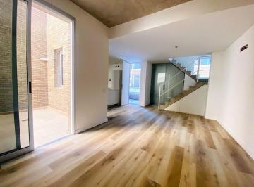 Departamento · 95m² · 3 Ambientes · Triplex 2/3 Dorm. C/baulera