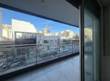 Departamento · 71m² · 3 Ambientes · Oportunidad Venta por Viaje 3 Amb. Apto Profesional