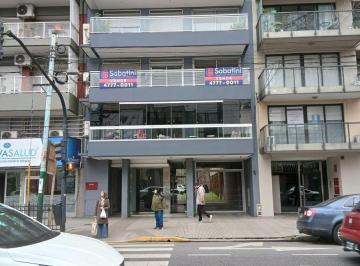 Departamento · 71m² · 3 Ambientes · Oportunidad Venta por Viaje 3 Amb. Apto Profesional