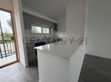 Departamento · 71m² · 3 Ambientes · 1 Cochera · Venta Depto 3 Amb Saravi Village