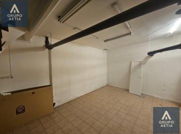 Oficina comercial · 60m² · Deposito en Recoleta
