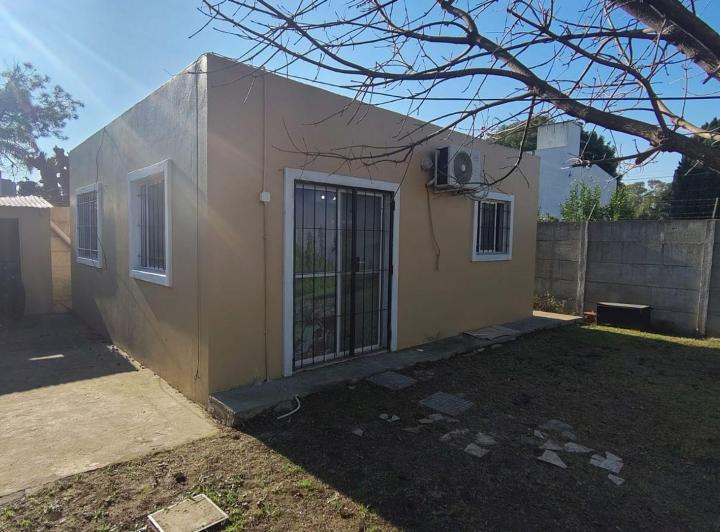 Casa · 50m² · 2 Ambientes · 1 Cochera