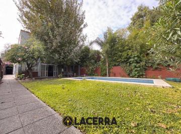 Casa de 5 ambientes, General San Martín · Casa 6 Ambientes con Patio y Piscina