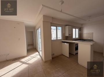 Departamento · 45m² · 2 Ambientes · Alquiler Departamento 1 Dormitorio en General Paz, con Balcón y Apto Mascotas