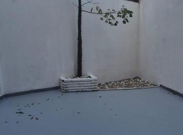 Departamento · 80m² · 4 Ambientes · Departamento 4 Amb con Patio Bajas Expensas
