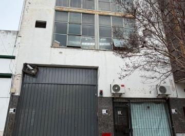 Depósito , Villa Santa Rita · Deposito/fabrica de 700 m en Alquiler - Belaustegui3150