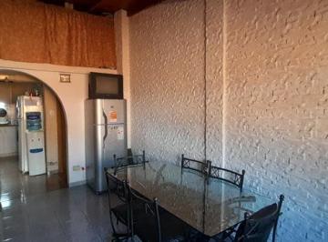 PH · 79m² · 4 Ambientes · PH Amplio 3 Ambientes en Guanella Al 1300 Apto Credito Hipotecario