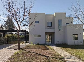 Casa · 180m² · 5 Ambientes · 4 Cocheras · Casa en Venta en San Matías Altos de Maschwitz, Escobar, Gba Norte