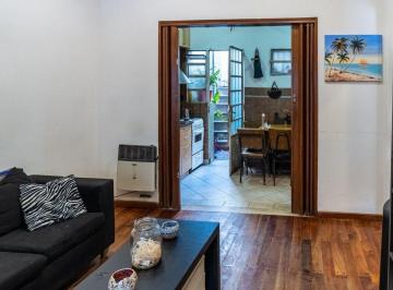 Casa · 76m² · 4 Ambientes · Casa en Venta 2 Dorm. con Terraza
