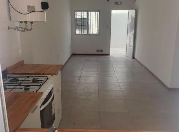Casa · 61m² · 3 Ambientes · Casa en Venta 2 Dorm. + Patio
