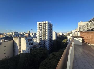 Departamento · 75m² · 2 Ambientes · Venta - Av Pedro Goyena 1600. Piso Alto - Balcon Aterrazado