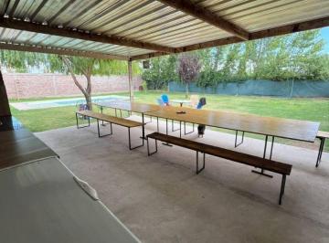 Casa de 5 ambientes, Los Corralitos · Se Vende Casa en Los Corralitos, Guaymallén. con Pileta y Quincho