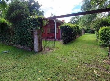 Quinta vacacional · 129m² · 2 Dormitorios · 2 Cocheras · Quinta en Barrio Jorge Newbery