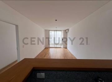 Departamento · 44m² · 2 Ambientes · 1 Cochera · Alquiler Departamento 2 Ambientes con Mucha Luz, Toilette, Cochera y Balcon con Parrilla Propia