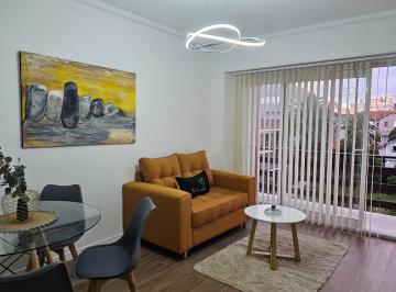 CRP-CRP-3543_2 · Venta de Departamento 2 Ambietes con Balcon Saliente a La Calle