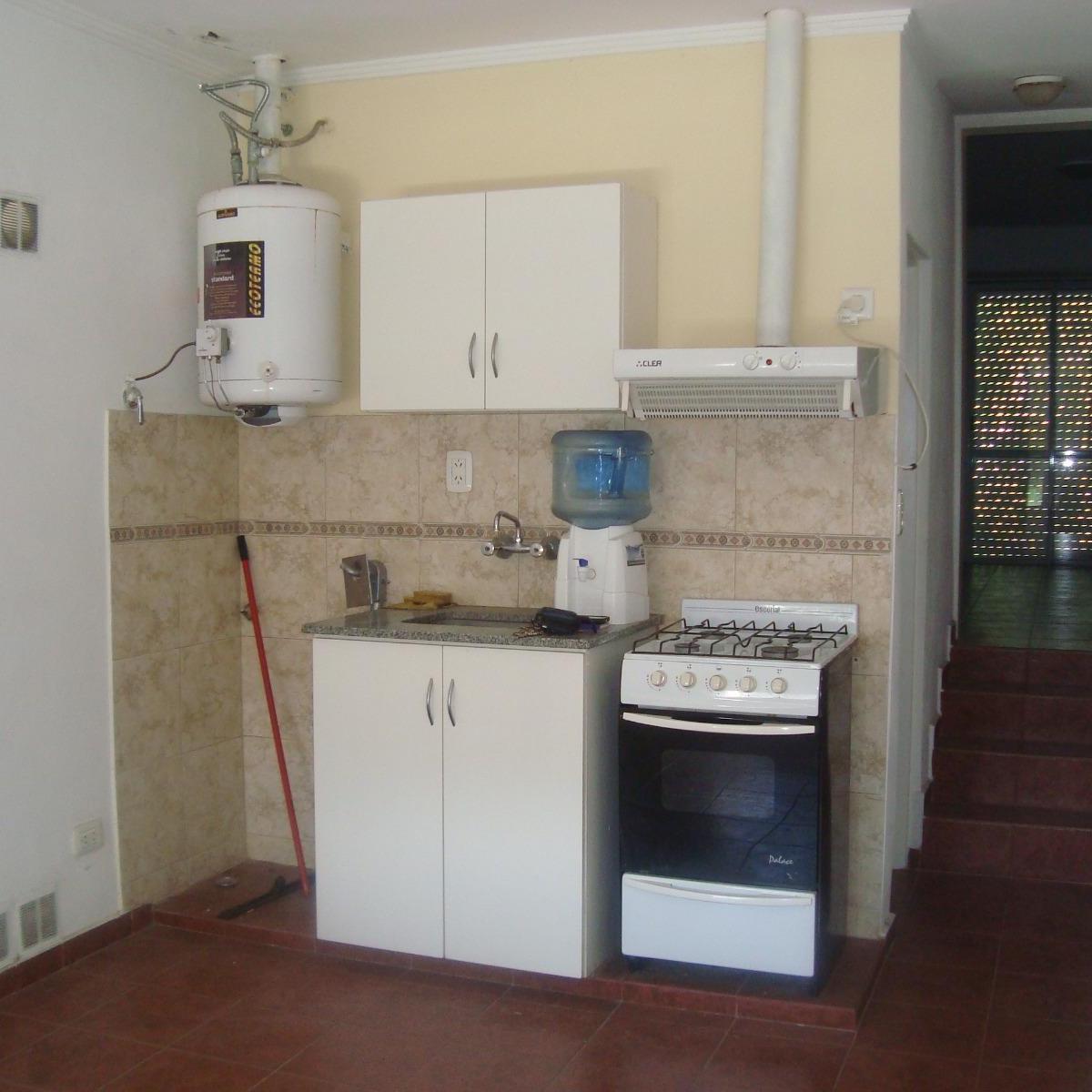 Arana 1100 - Zona el Ferrocarril, Departamento en primer piso