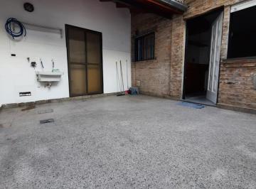 PH · 51m² · 3 Ambientes · PH en Flores