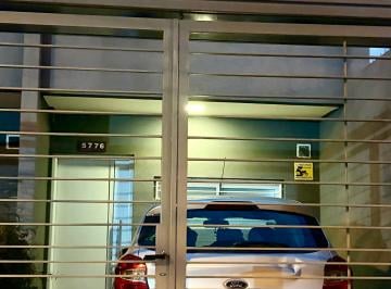 Casa de 3 ambientes, General San Martín · Amplio y Luminoso Duplex en Alquiler V. Ballester