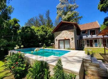 Casa de 4 ambientes, Mar del Plata · Venta Casa con Pileta en El Bosque Peralta Ramos