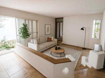 Casa · 143m² · 8 Ambientes · 3 Cocheras · Casa en Alto Alberdi