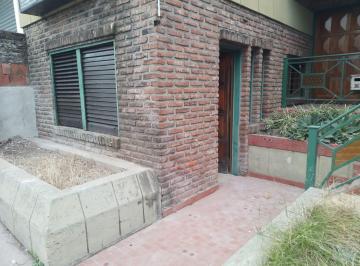 Ingreso directo a sala de espera · Consultorio en Alquiler - San Miguel - 2 Amb