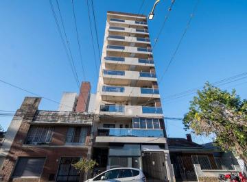 Departamento · 57m² · 3 Ambientes · Se Alquila Semipiso de 2 Dormit. en Candioti.