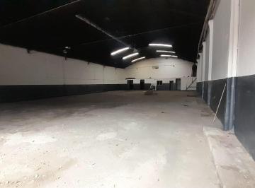 Bodega-Galpón · 670m² · Alquiler Galpon 774 m² con Oficinas B San Vicente
