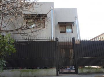 Casa · 160m² · 4 Ambientes · 3 Cocheras · Casa de 4 Amb Lote 200 m Don Torcuato