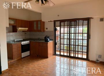 Departamento · 52m² · 3 Ambientes · Alquiler de Departamento de 3 Ambientes con Balcon en Villa Dominico