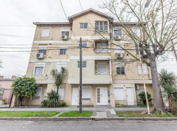 Departamento · 40m² · 2 Ambientes · Venta de Departamento de 2 Ambientes con Balcón en Villa Luzuriaga