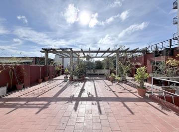TERRAZA GLORIETA · Venta 300 m² Tot 2 Plantas Terraza 130 m² C/glorieta y Parrilla - Chacarita/colegiales - Sin Expensas
