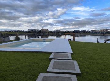 Casa · 190m² · 4 Ambientes · 3 Cocheras · Venta Casa en San Sebastian 4 Amb Frente a La Laguna Escobar Pilar Zona Norte