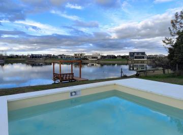 Casa · 190m² · 4 Ambientes · 3 Cocheras · Venta Casa en San Sebastian 4 Amb Frente a La Laguna Escobar Pilar Zona Norte