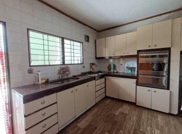 PH · 160m² · 3 Ambientes · 2 Cocheras · Venta Casa 3 Amb Taller Patio Isidro Casanova