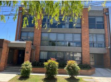 Oficina comercial · 102m² · 3 Ambientes · 2 Cocheras · Oficina en Alquiler en San Isidro
