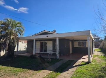 Casa de 5 ambientes, San Antonio de Arredondo · Venta: Casa - 2 Dorm. - 2 Baños - Patio, Pileta - San Antonio
