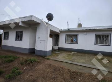 Casa · 116m² · 6 Ambientes · 1 Cochera · En Venta | Casa de 2 Dorm. Depto de 2 Dorm. | Barrio 160 Viviendas | Plottier