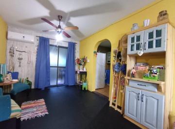 Departamento · 94m² · 5 Ambientes · Venta Departamento 5 Ambientes con Patio Cubierto - Barrio Piedrabuena
