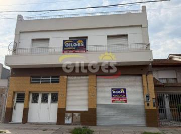 Bodega-Galpón · 300m² · Alquiler de Galpón 300 m² en Ramos Mejia Ideal Uso Como Depósito