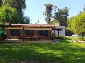 Casa · 790m² · 3 Ambientes · Casa en Venta Roldán