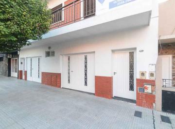 Casa · 156m² · 5 Ambientes · 3 Cocheras · Venta 2 PH en Block de 2 y 3 Ambientes con Cochera
