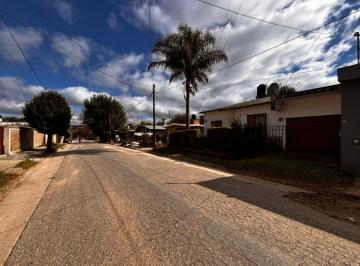 Casa · 227m² · Dos Casas por El Valor de Una, Oportunidad