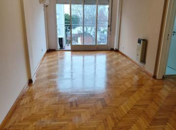 Departamento · 60m² · 4 Ambientes · 2 Cocheras · Venta Depto. 4 Amb. en Olivos, Balcon y Dos Cocheras