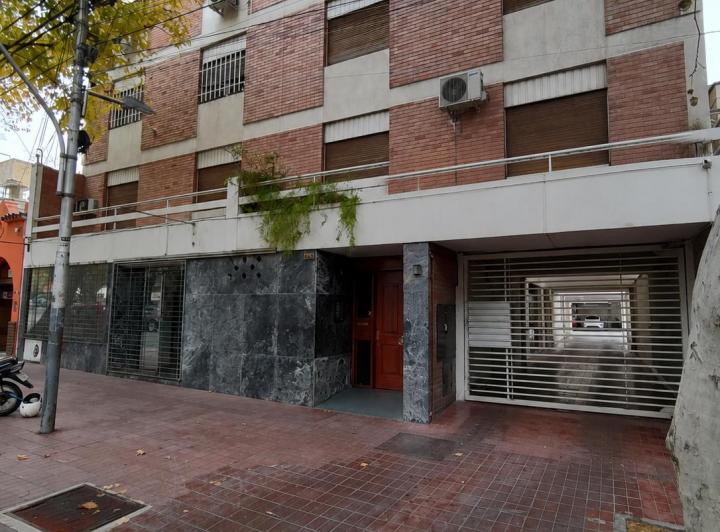 Departamento · 75m² · 2 Ambientes · 1 Cochera