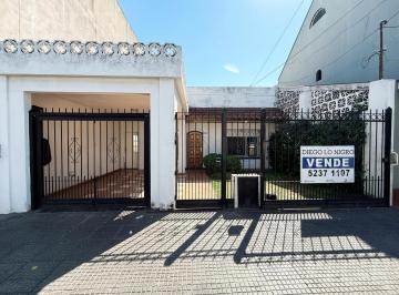 Casa · 130m² · 5 Ambientes · 2 Cocheras · Venta de 2 Casas en Blok, Ramos Mejia