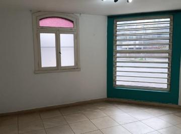 Oficina comercial · 35m² · 1 Ambiente · San Martín Centro. PH 1 Amb. Al Frente P/uso Profesional