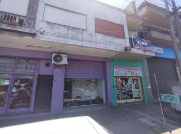 Oficina comercial · 110m² · 4 Ambientes · Alquiler de Oficina 110 m² en Lomas del Mirador Buen Estado y Excelene Ubicación