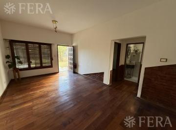 Casa · 100m² · 3 Ambientes · 1 Cochera · Venta Casa 3 Ambientes con Cochera y Jardin en Wilde